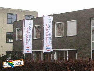 Vlaggen 100x300cm, stadaard afmeting